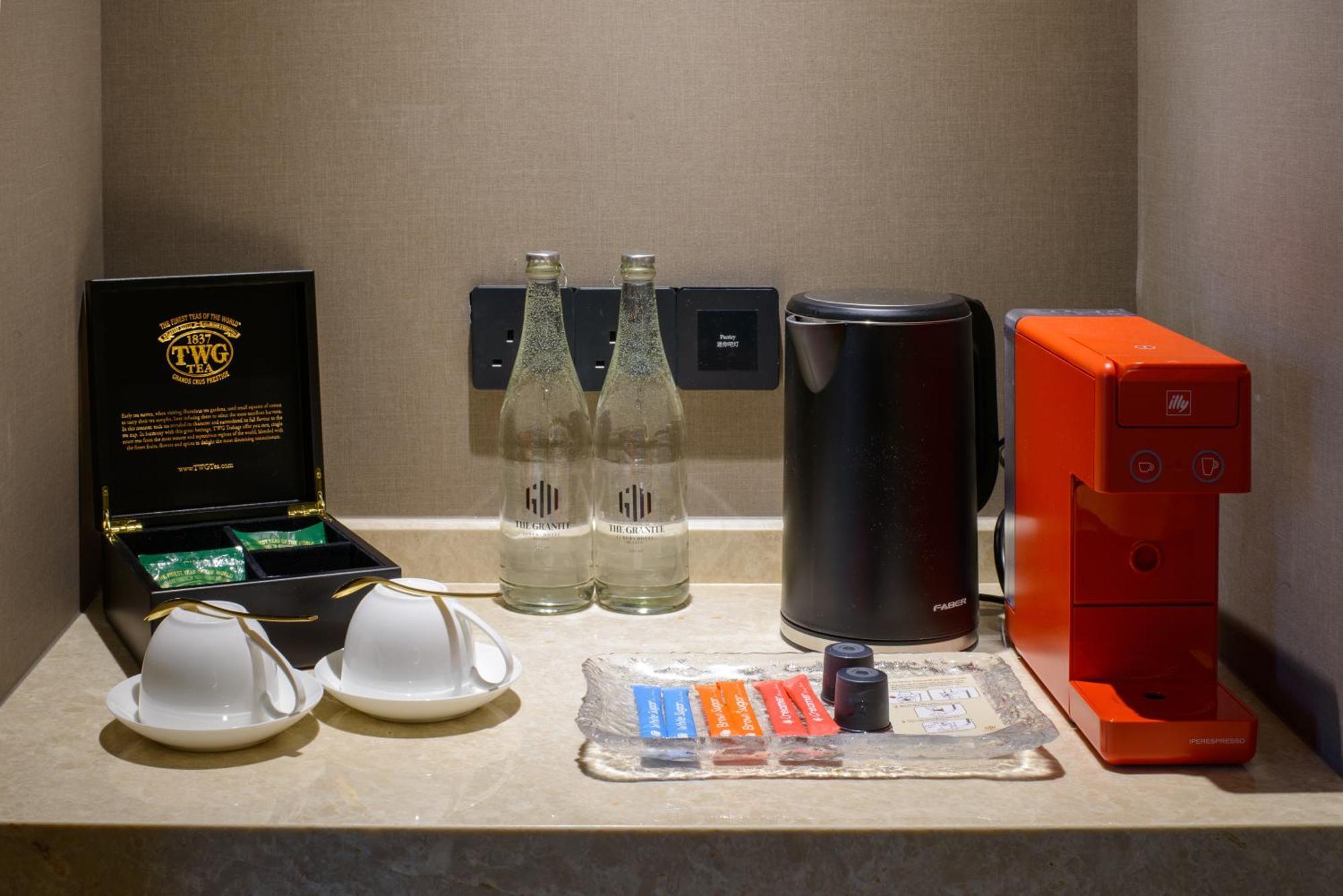 M峰会191行政套房酒店 乔治敦 外观 照片
